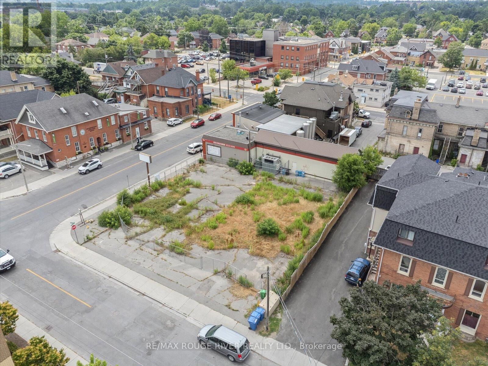 Property Photo:  288 Charlotte Street  ON K9J 2V5 