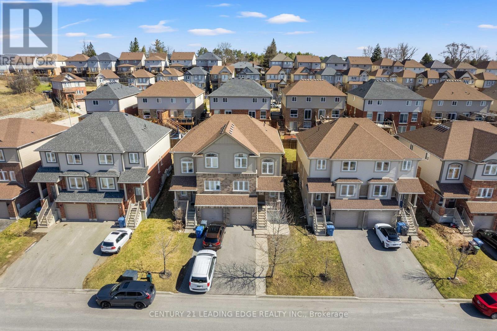 Property Photo: 47 Oakes Crescent ON N1E 0J6