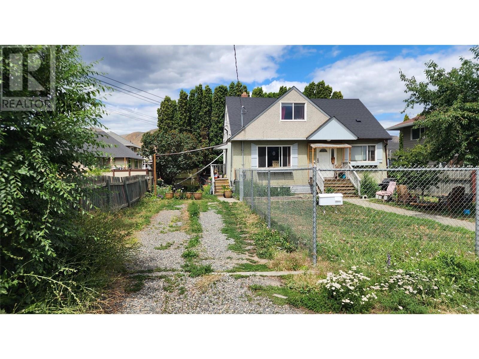 Property Photo:  2156 Tranquille Road  BC V2B 3N2 