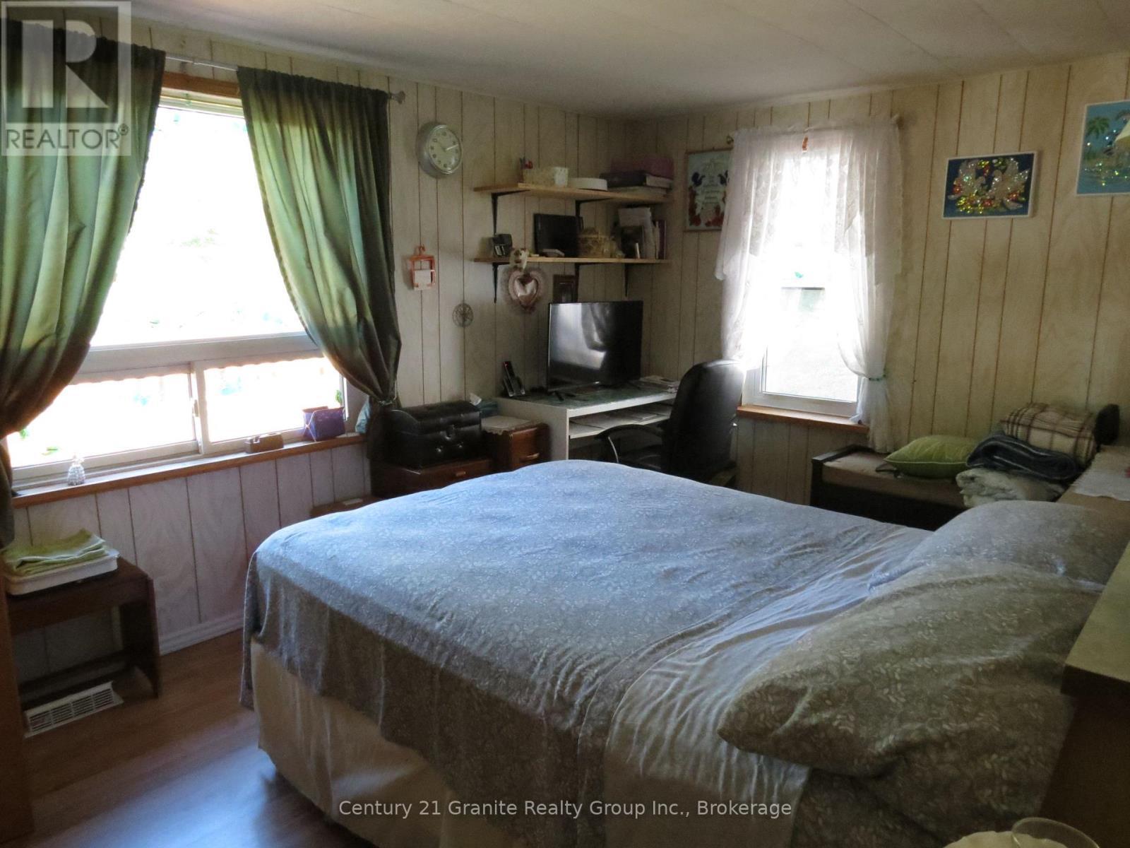 Property Photo:  1053 Buttercup Drive  ON K0L 3C0 