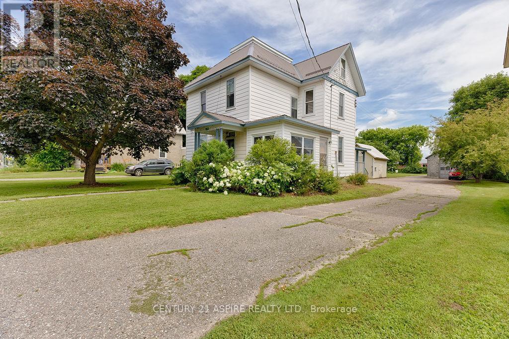 Property Photo: 1730 Beachburg Road ON K0J 1C0