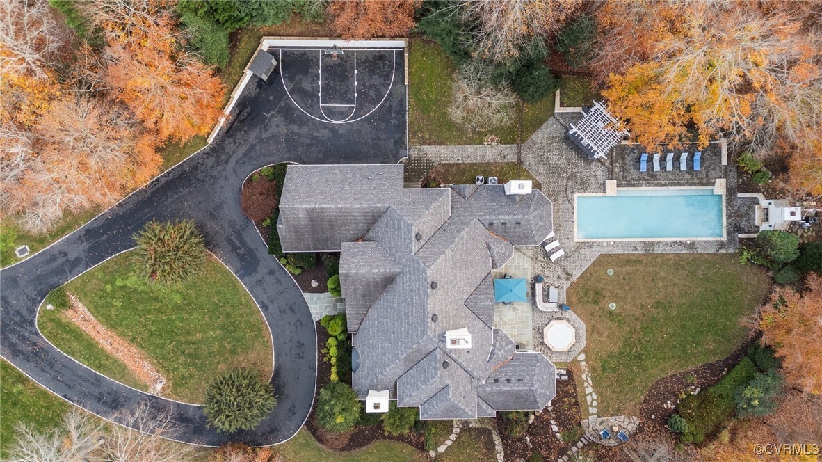 Property Photo: 3808 Solebury Place VA 23113