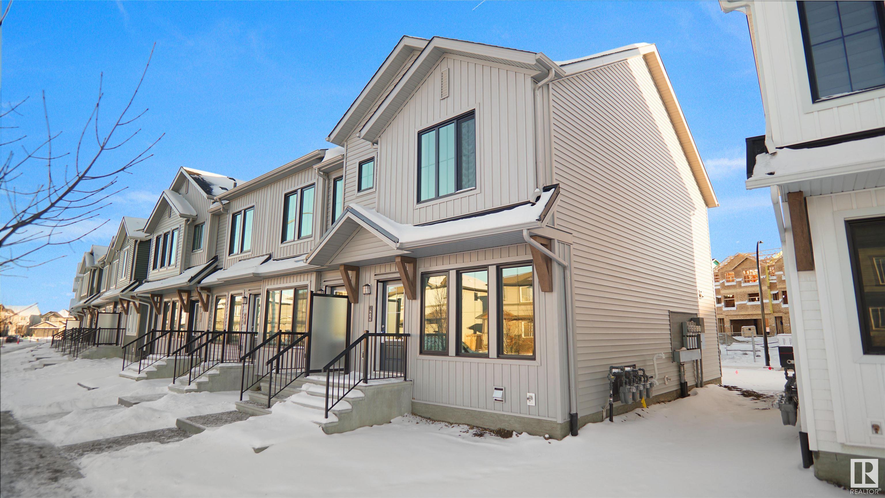 Property Photo: 25 Elizabeth Gardens AB T7X 3C7