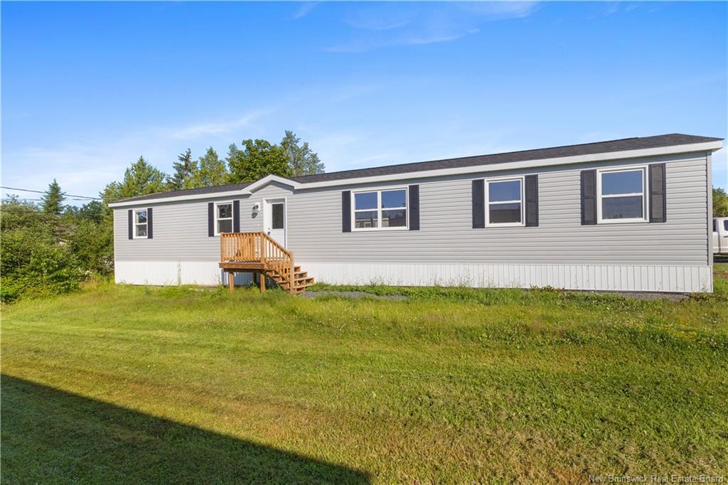 Property Photo:  37 Elmdale Crescent  NB E3B 6P9 