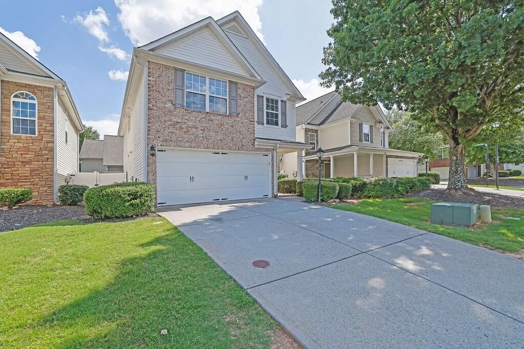 Property Photo:  2185 Highland Gate Drive  GA 30040 