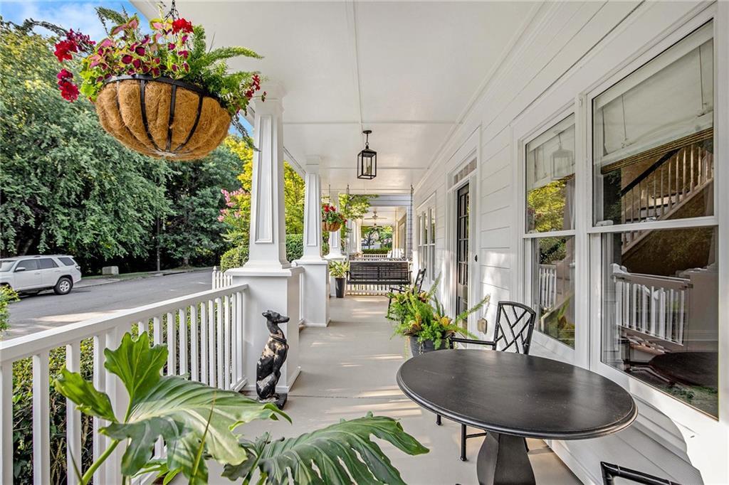 Property Photo: 2105 Adams Overlook NW GA 30318