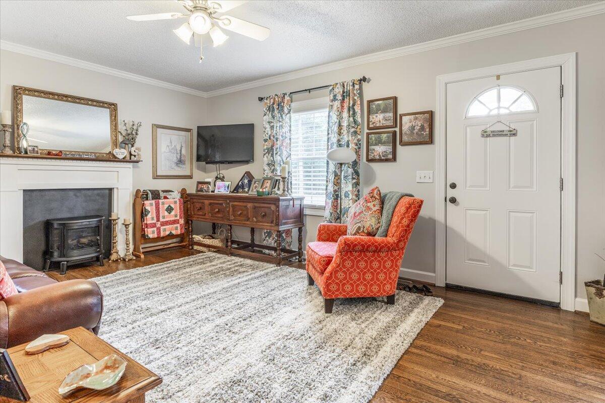 Property Photo: 615 S Moore Road TN 37412