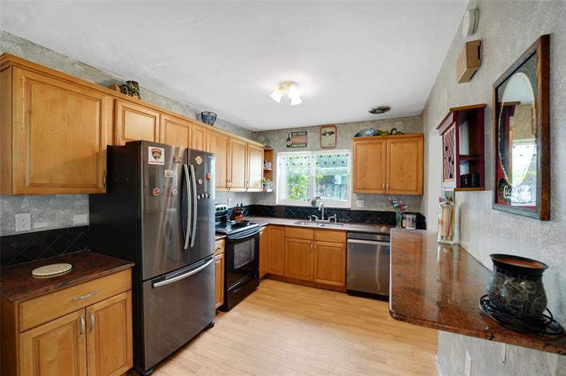 Property Photo: 1851 SW 42nd Ter FL 33317