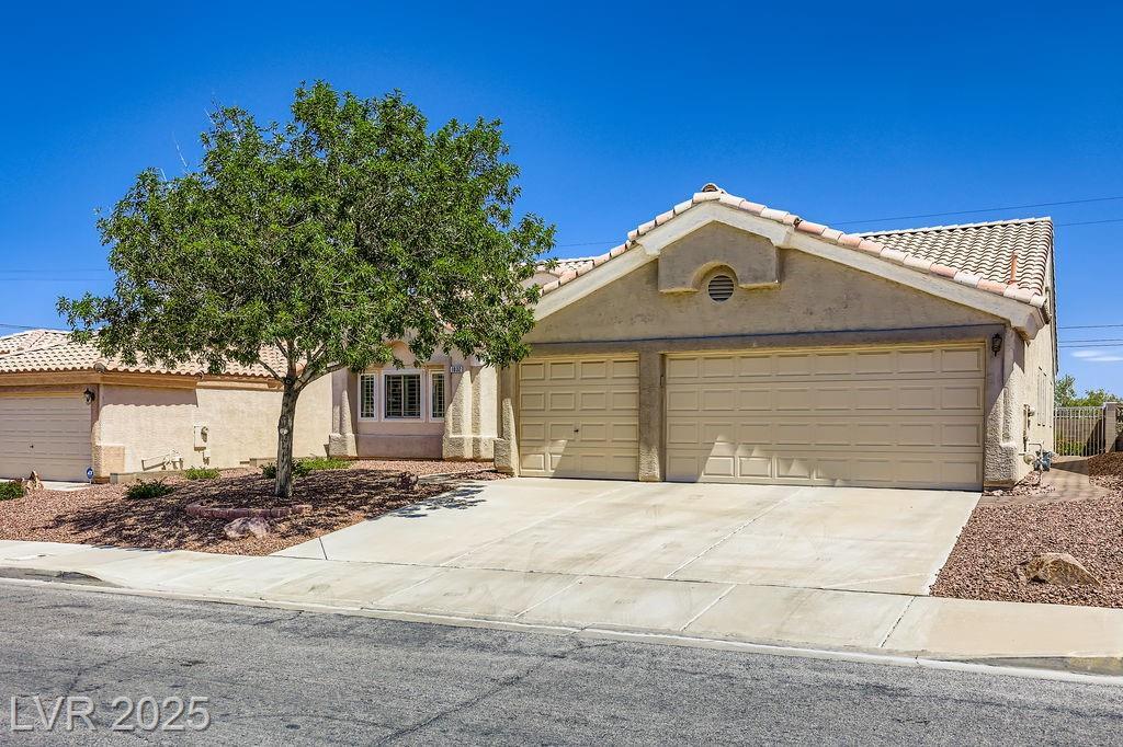 Property Photo: 1032 Atticus Avenue NV 89015