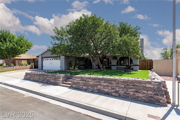 Property Photo:  1527 Irene Drive  NV 89005 