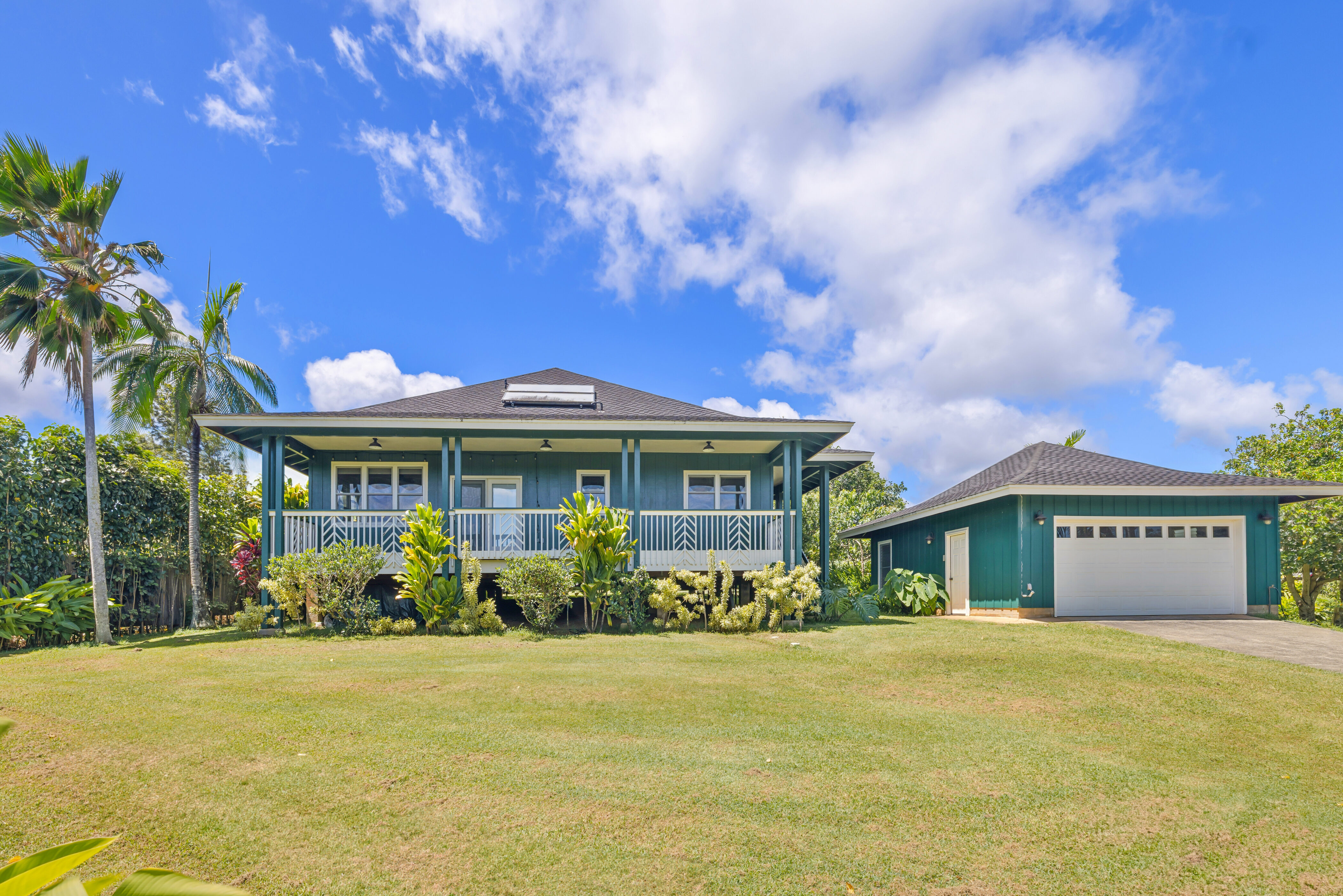 Property Photo: 2645 Keoki Pl HI 96741