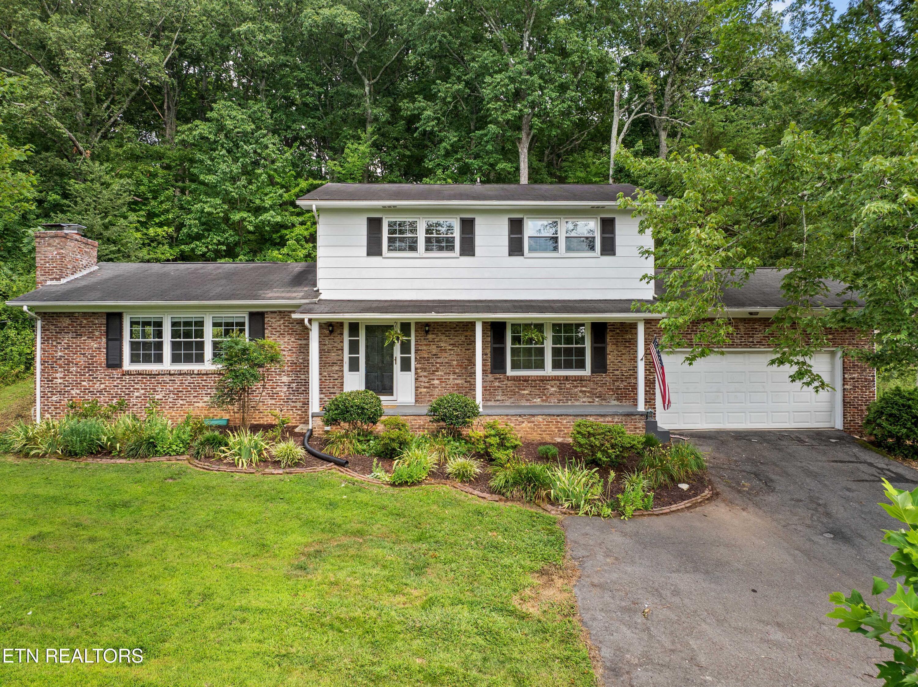 Property Photo:  3608 Cherrylog Rd  TN 37921 