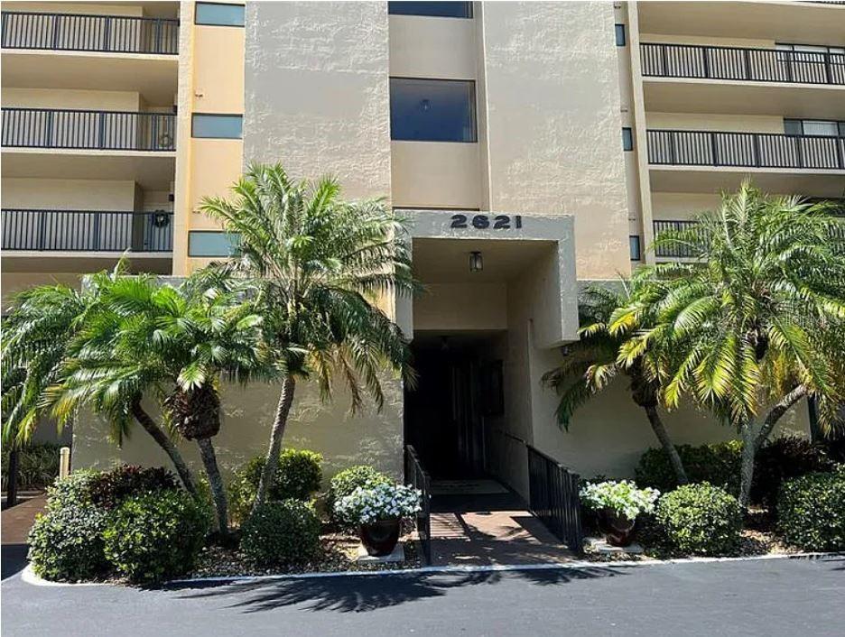 Property Photo: 2621 Cove Cay Drive 407 FL 33760
