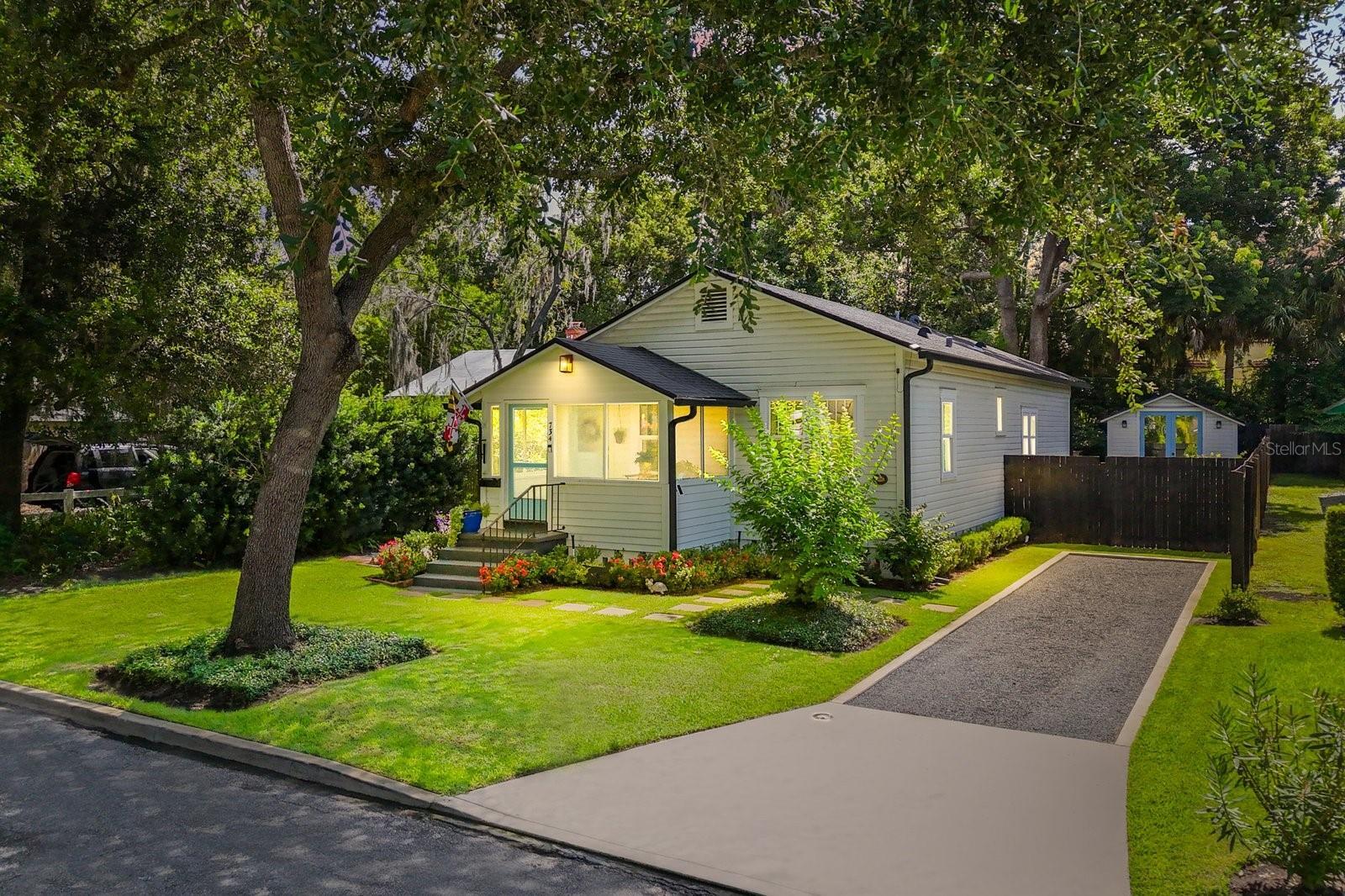 Property Photo:  734 Maryland Ave  FL 32789 