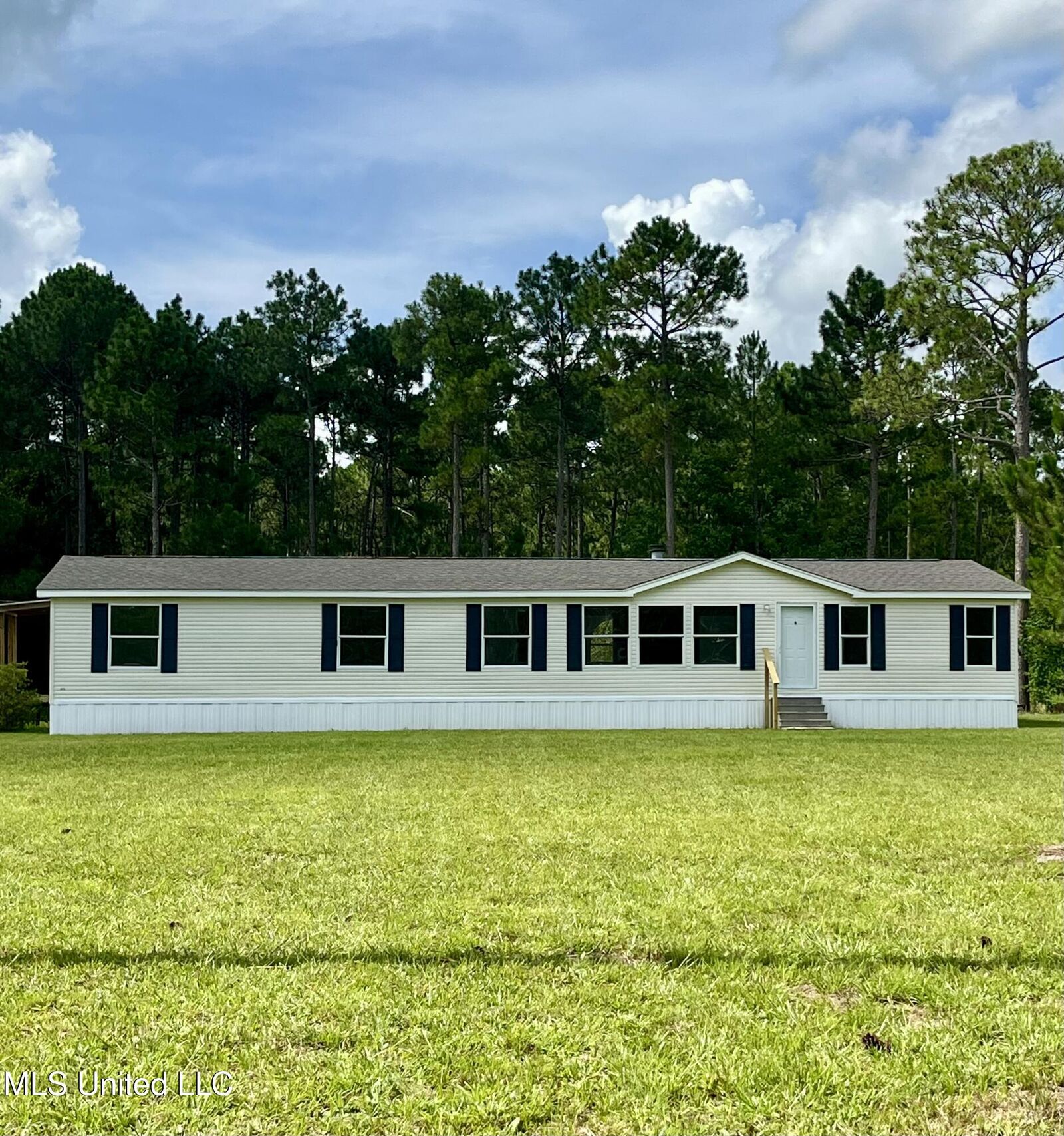 Property Photo: 11405 Jim Ramsay Road MS 39565