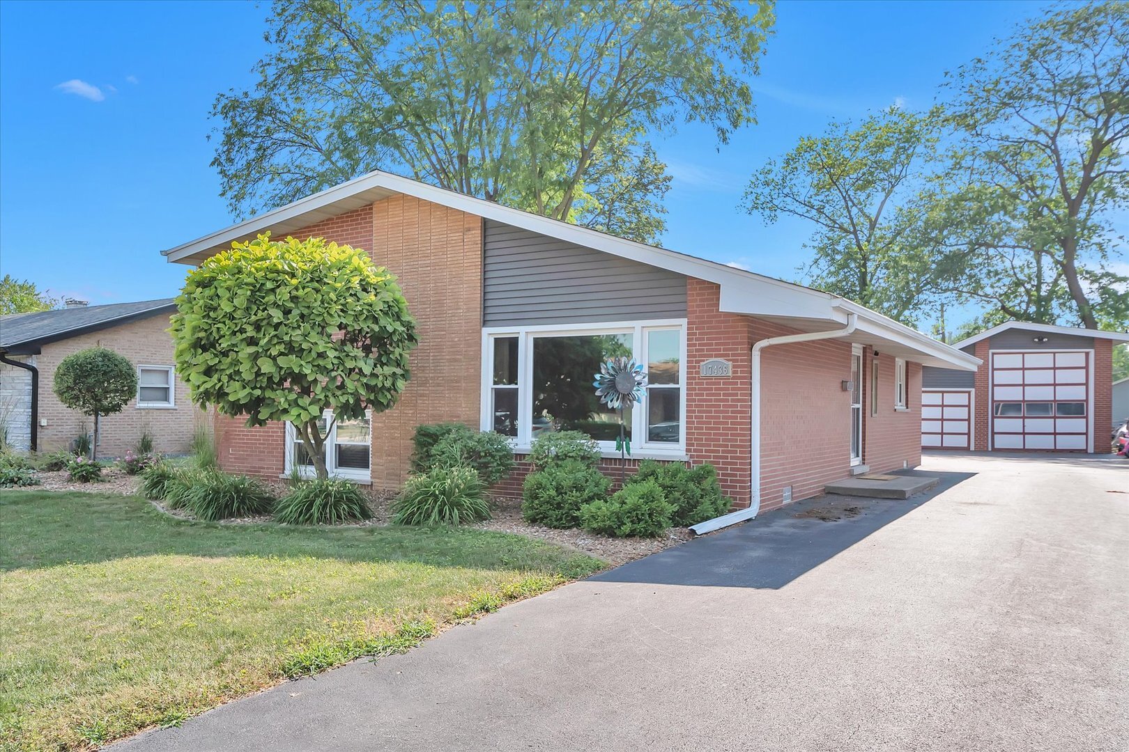 Property Photo: 17436 71st Avenue IL 60477
