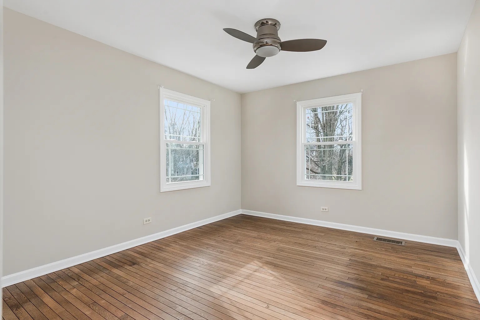 Property Photo:  1168 Banbury Circle  IL 60540 
