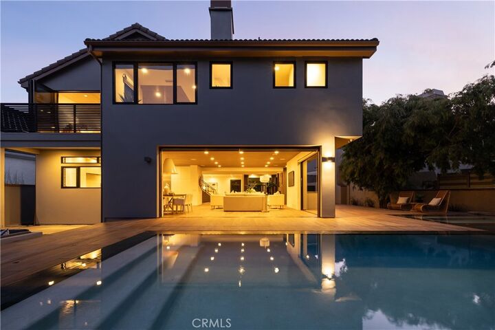 19466 Woodlands Drive  Huntington Beach CA 92648 photo