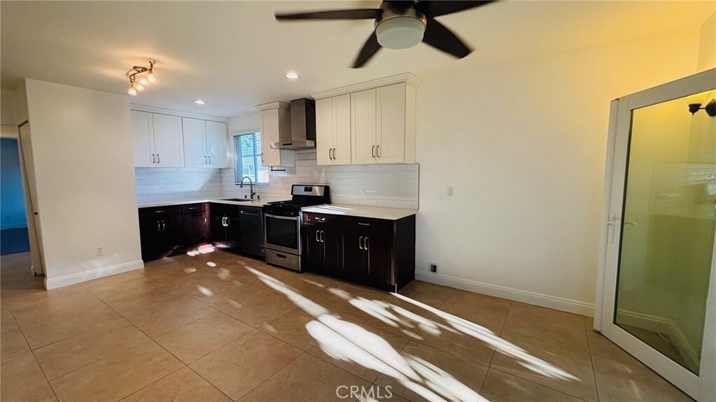 Property Photo: 3933 1/2 Shadydale CA 91722