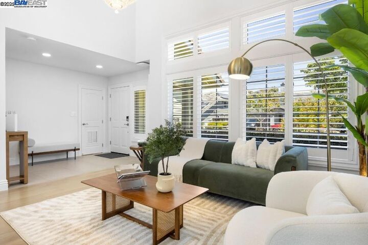 Property Photo:  21 Ross Rd  CA 94502 