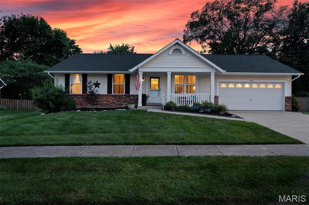 1054 Fawn Ridge Drive  O'Fallon MO 63366 photo