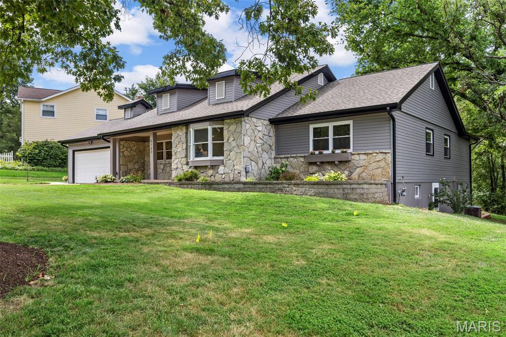 Property Photo: 2127 Park Forest Drive MO 63017
