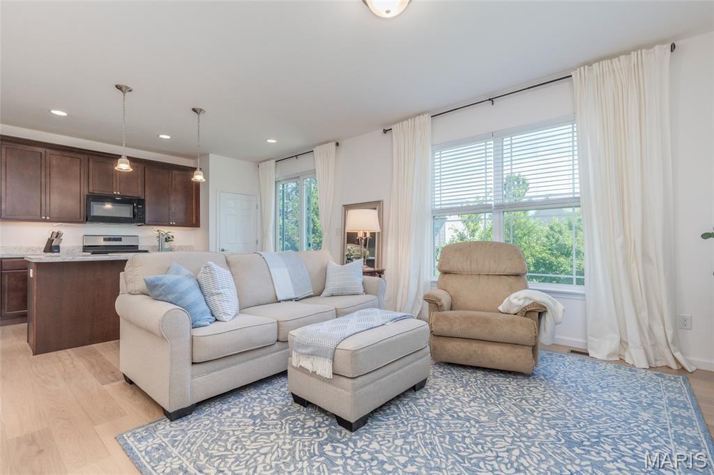 Property Photo:  9 Vera Place  MO 63303 