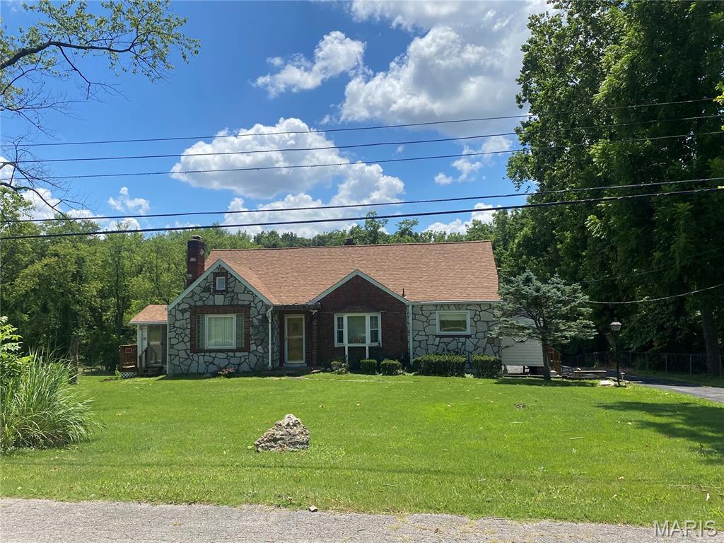 Property Photo:  11244 Lindade Drive  MO 63074 