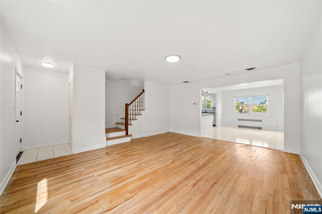 Property Photo: 7 Edgewater Place NJ 07020