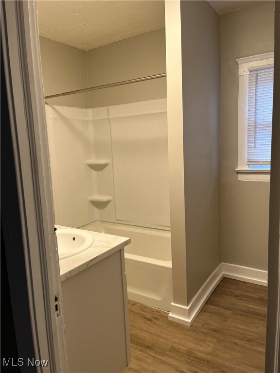 Property Photo:  992 5th Avenue  OH 44306 
