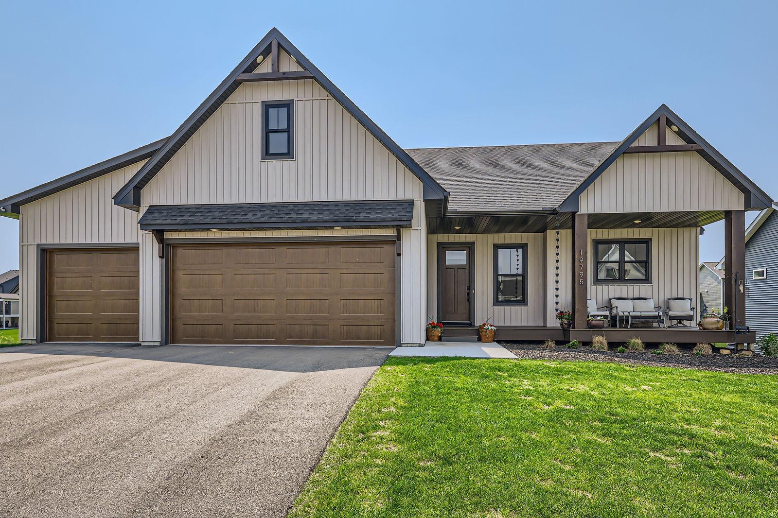 Property Photo: 19795 Henning Avenue MN 55044