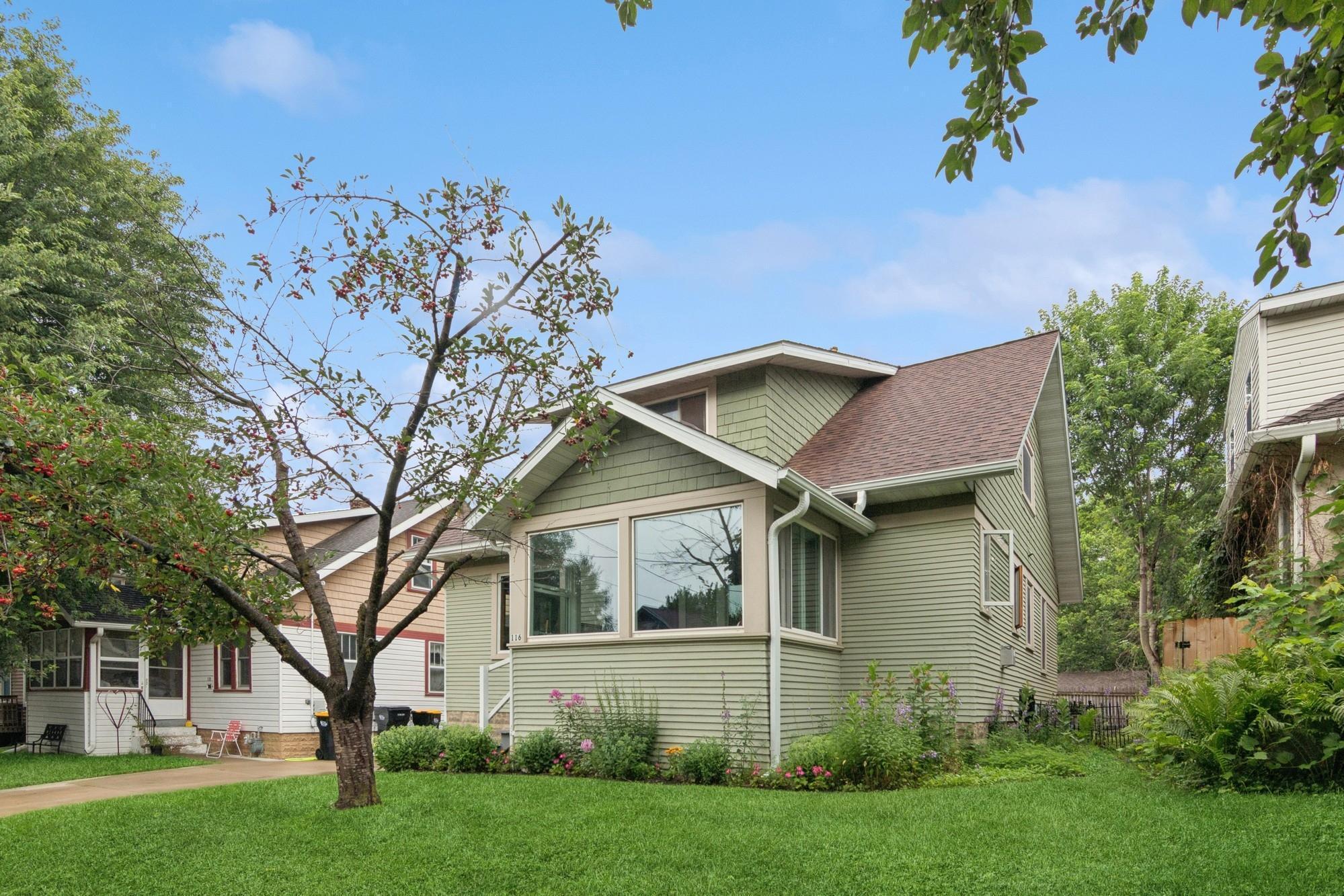 Property Photo: 116 9th Avenue NW MN 55901