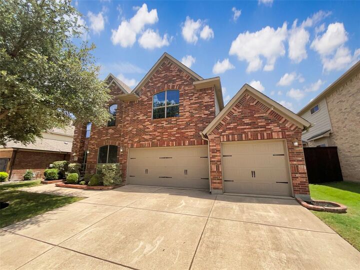 Property Photo: 1204 Hackworth Street TX 76262