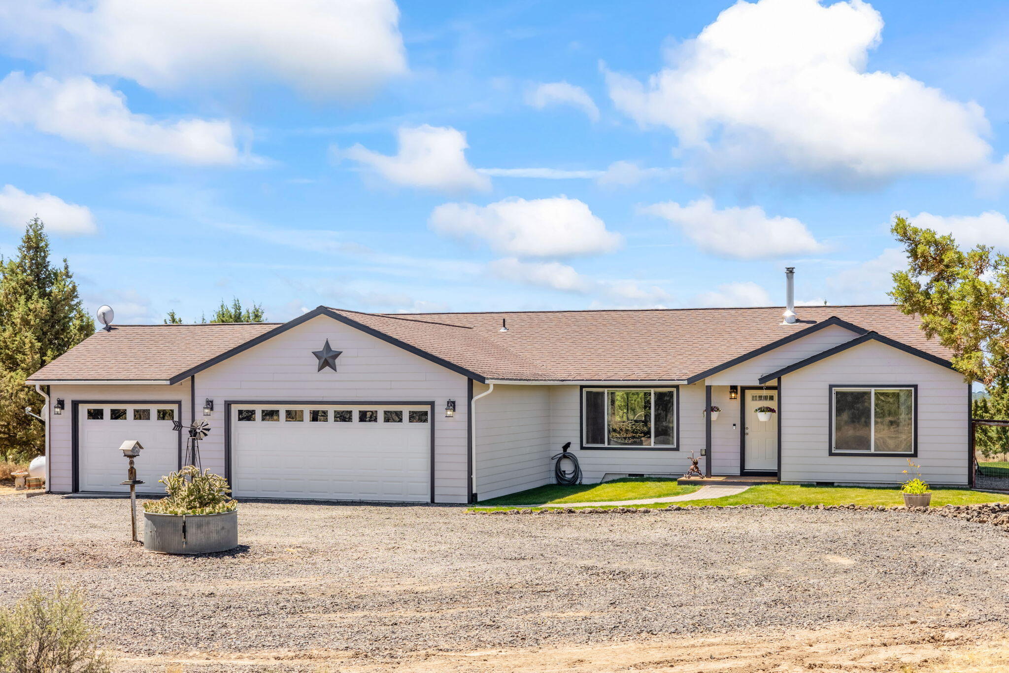 5701 SE Thomas Road  Prineville OR 97754 photo
