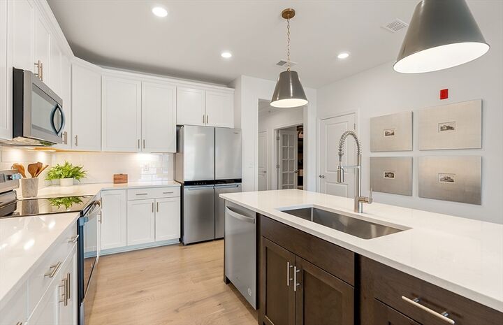 Property Photo:  320 Martins Landing Way 204  MA 01864 
