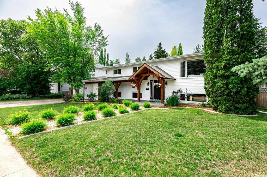 Property Photo: 3528 44A Avenue AB T4N 3K3
