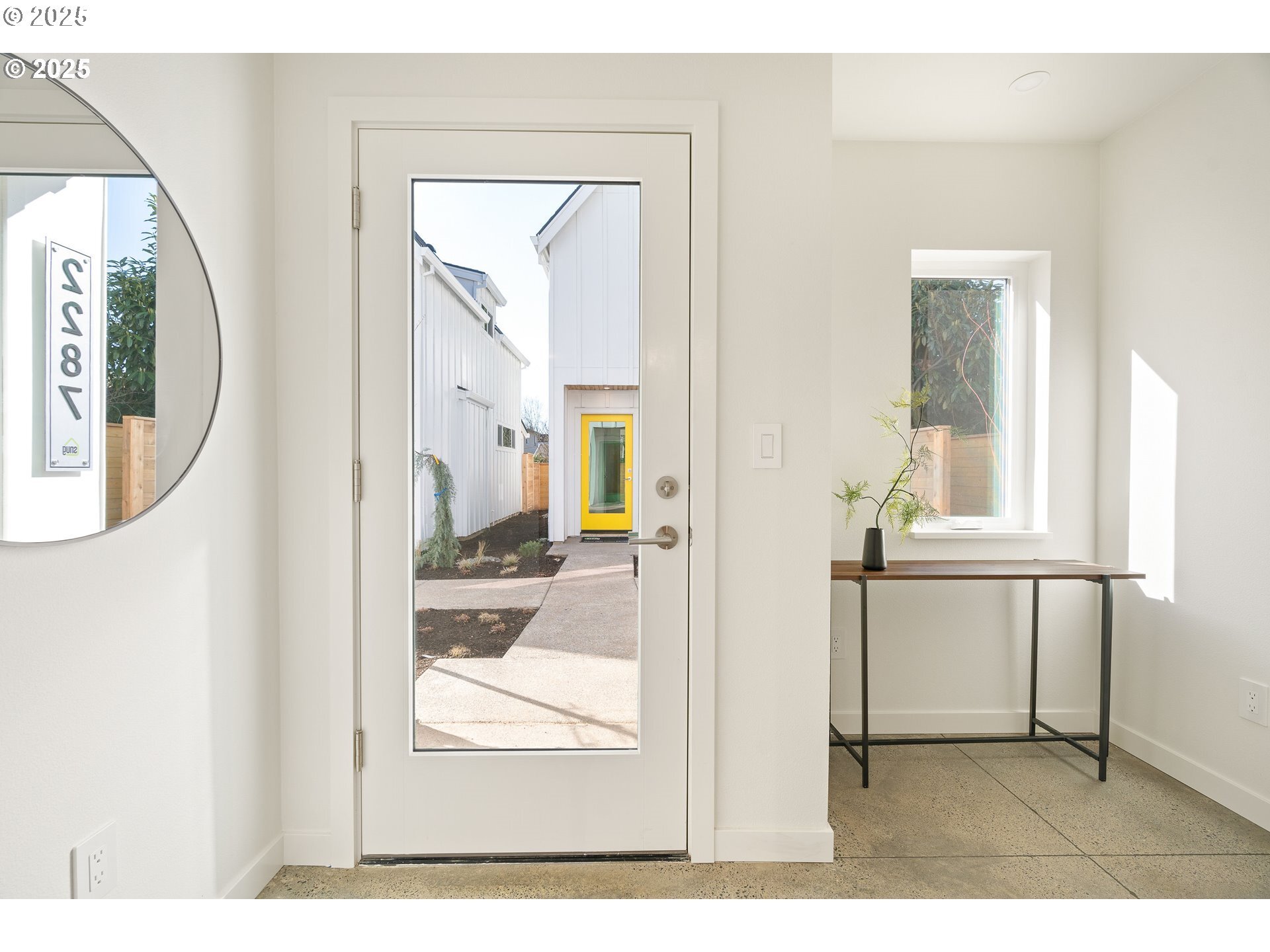 Property Photo: 2283 N Humboldt St OR 97217