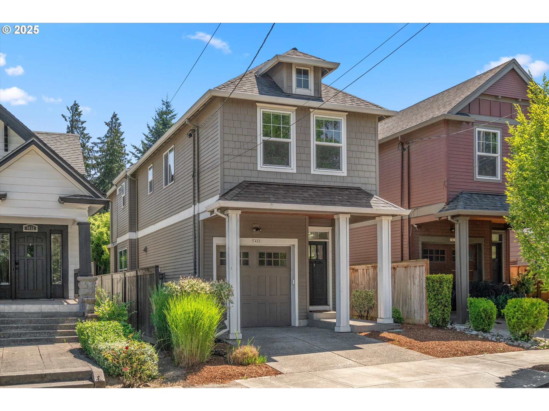 Property Photo: 7422 N Williams Ave OR 97217