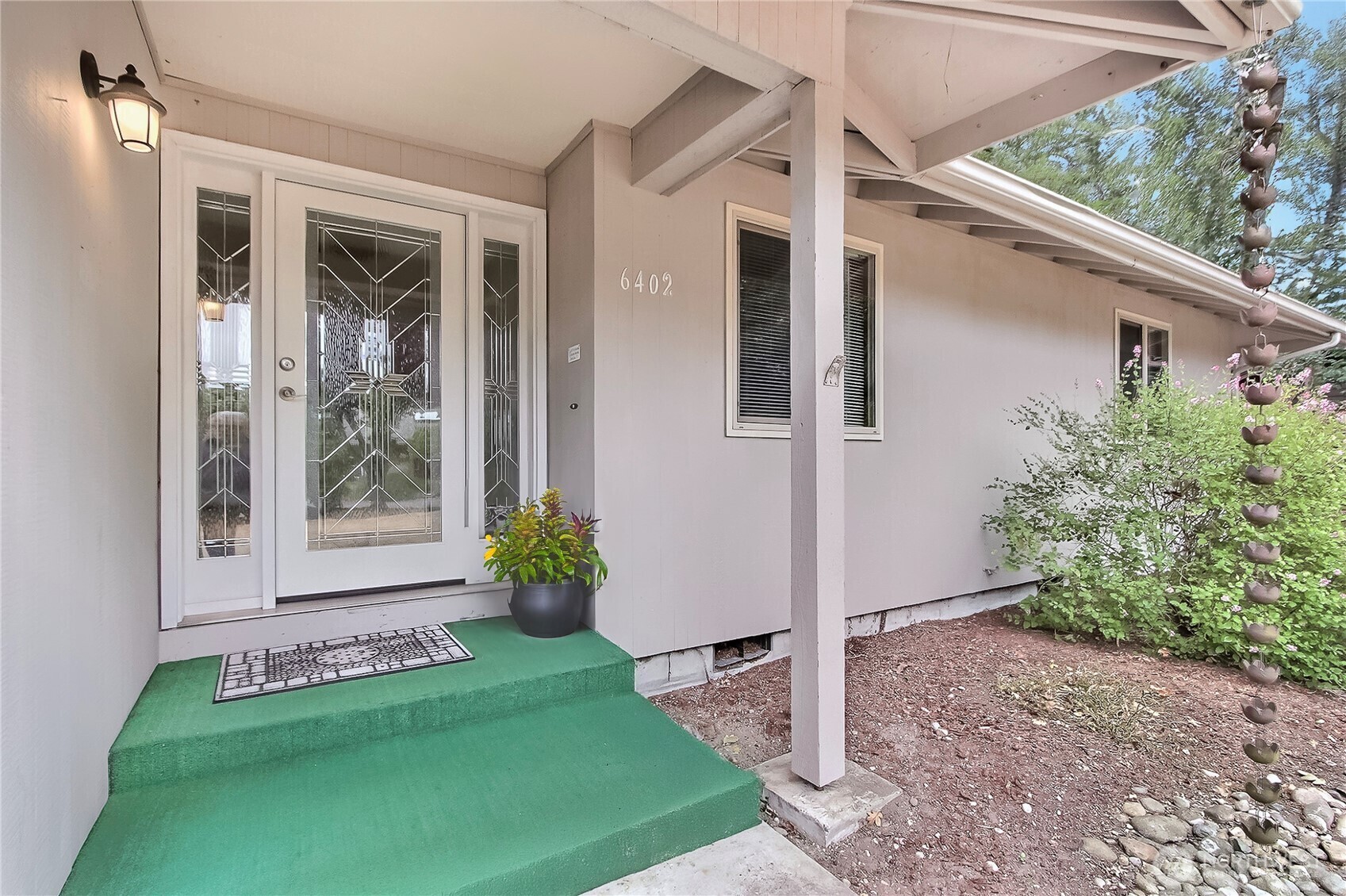 Property Photo: 6402 76th Street Ct W WA 98499