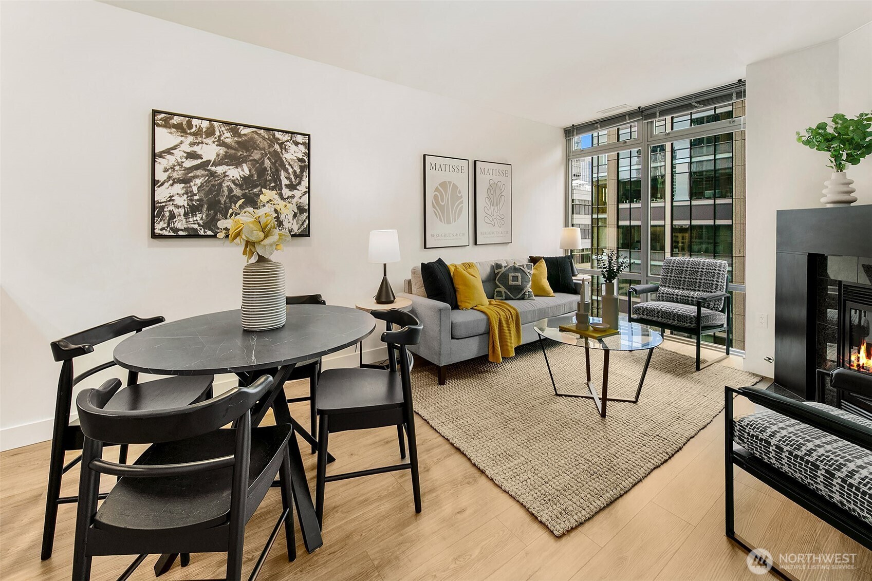 Property Photo: 819 Virginia Street 1606 WA 98101