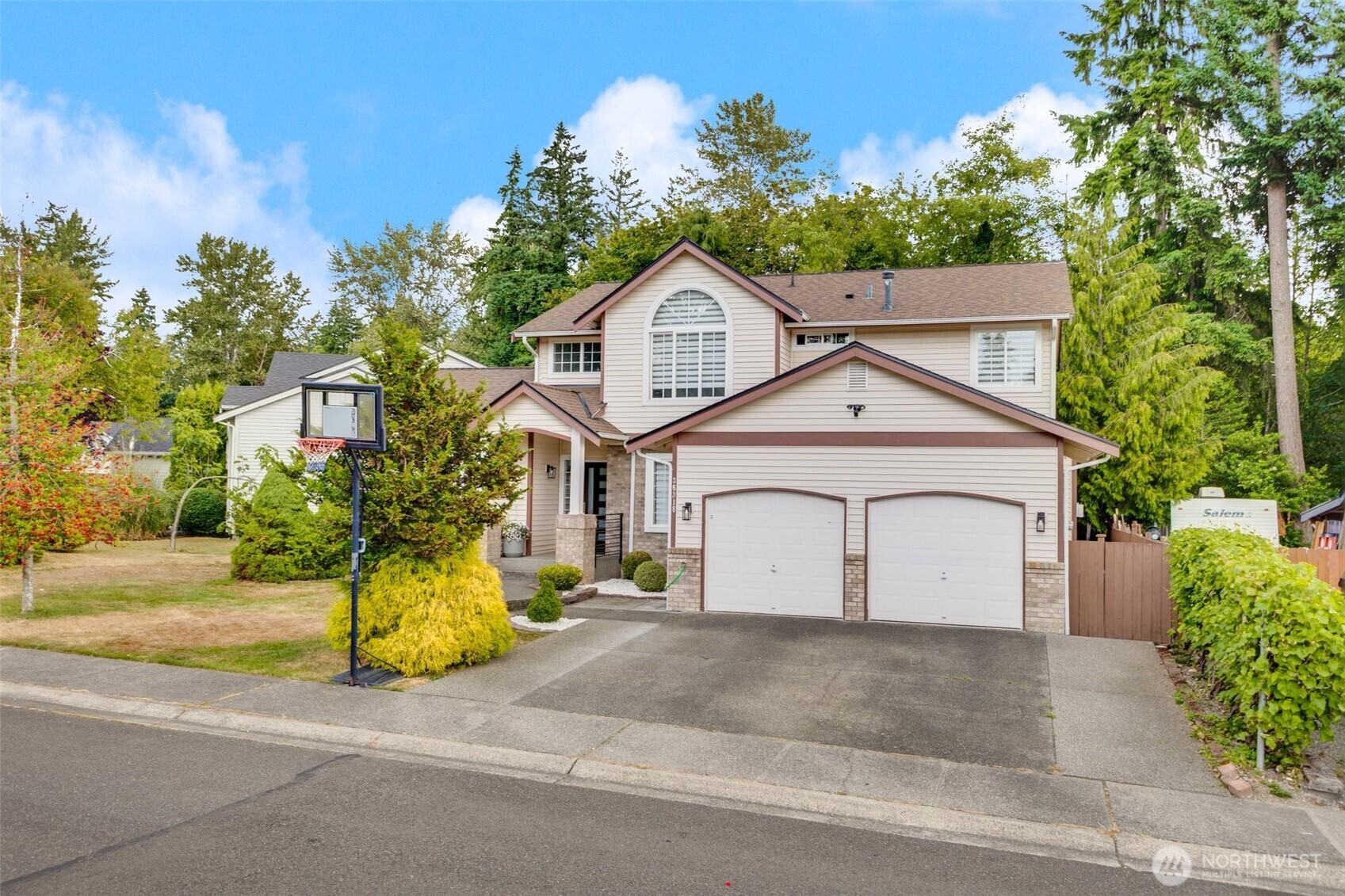 Property Photo: 36318 30th Avenue S WA 98003