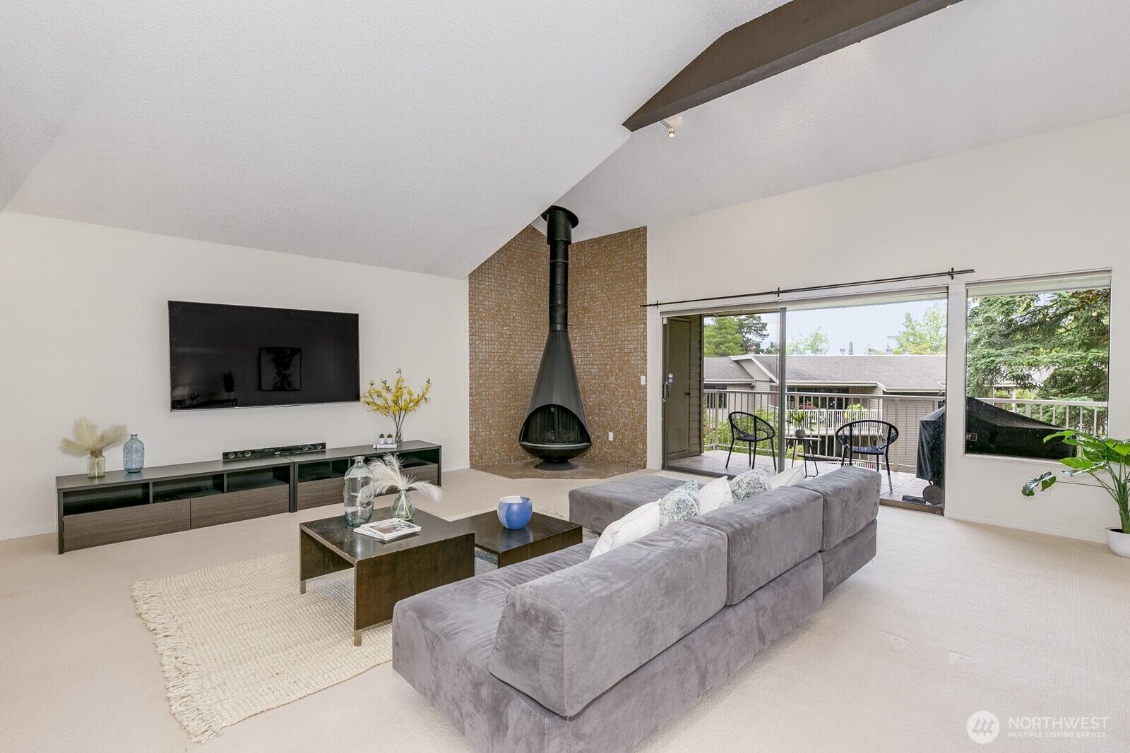 Property Photo: 6367 Sand Point Way NE WA 98115