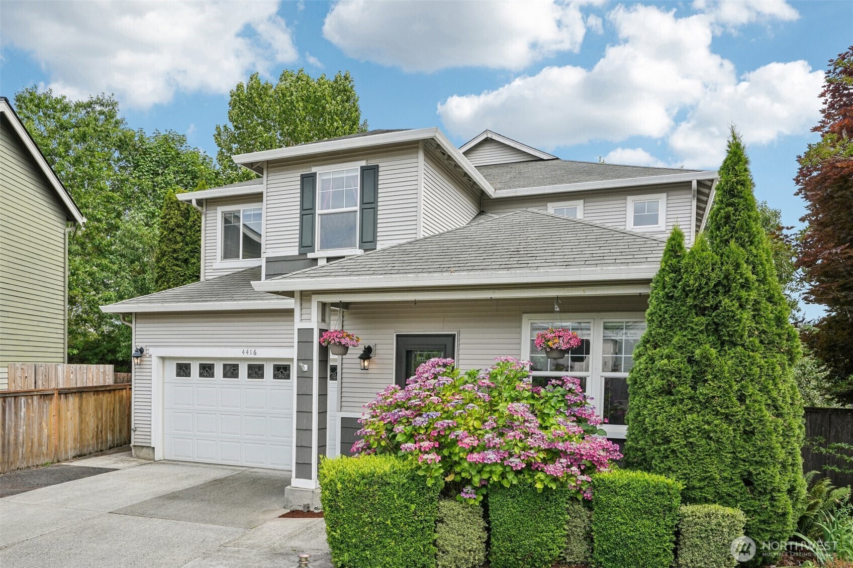 Property Photo: 4416 SE 185th Court WA 98683