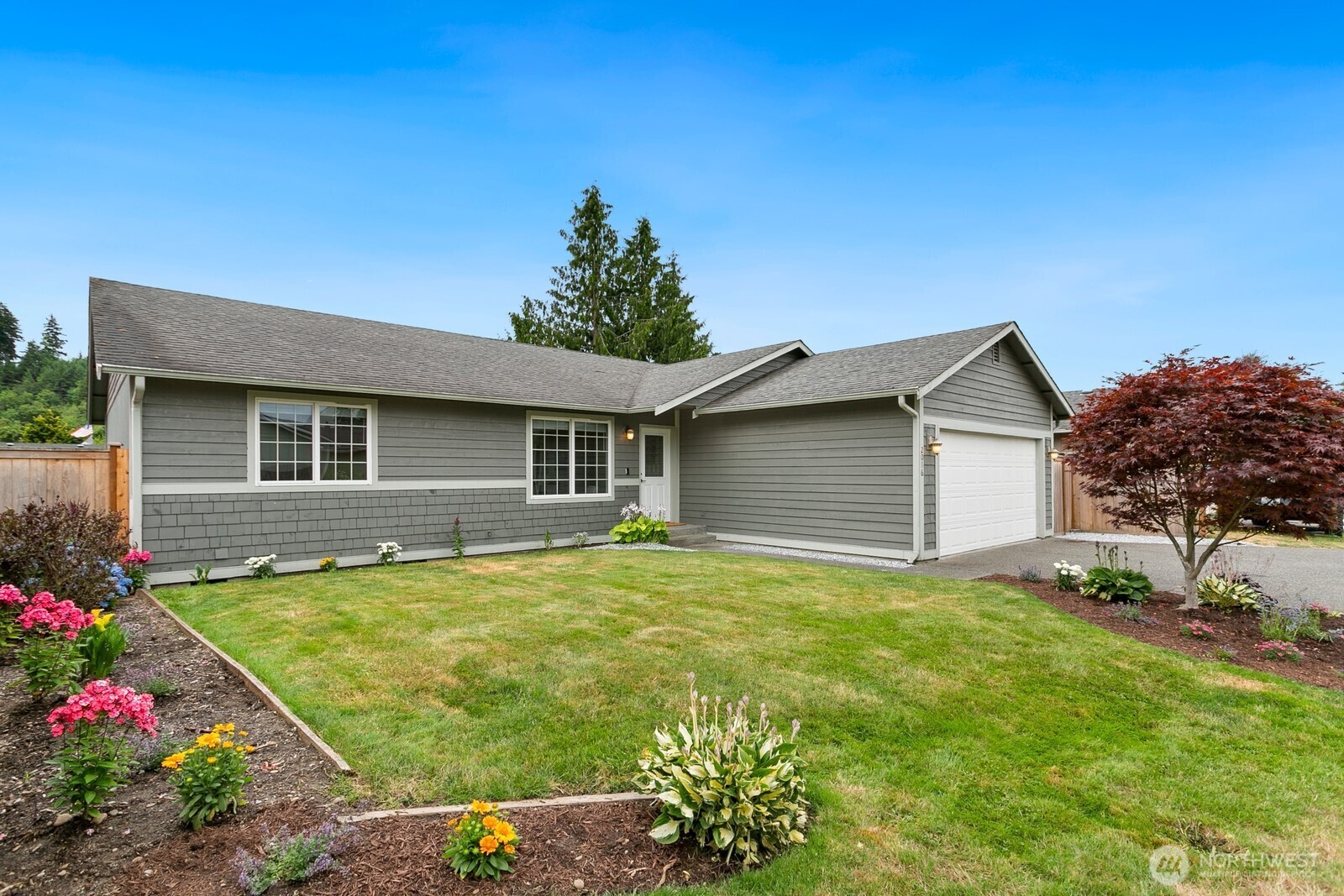 Property Photo: 2016 3rd Court SE WA 98002