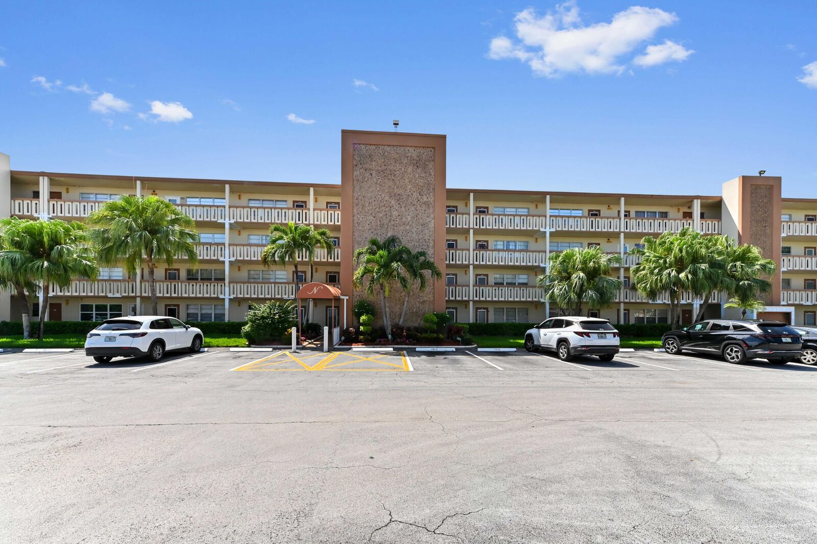 Property Photo: 1010 Newcastle A 1010 FL 33434