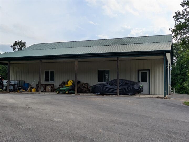 Property Photo:  1933 Martin Pierce Road  KY 42729