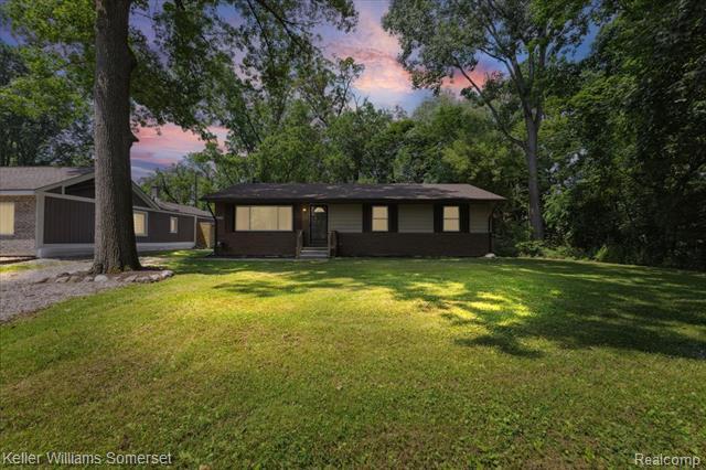 22281 Poinciana Street  Southfield MI 48033 photo