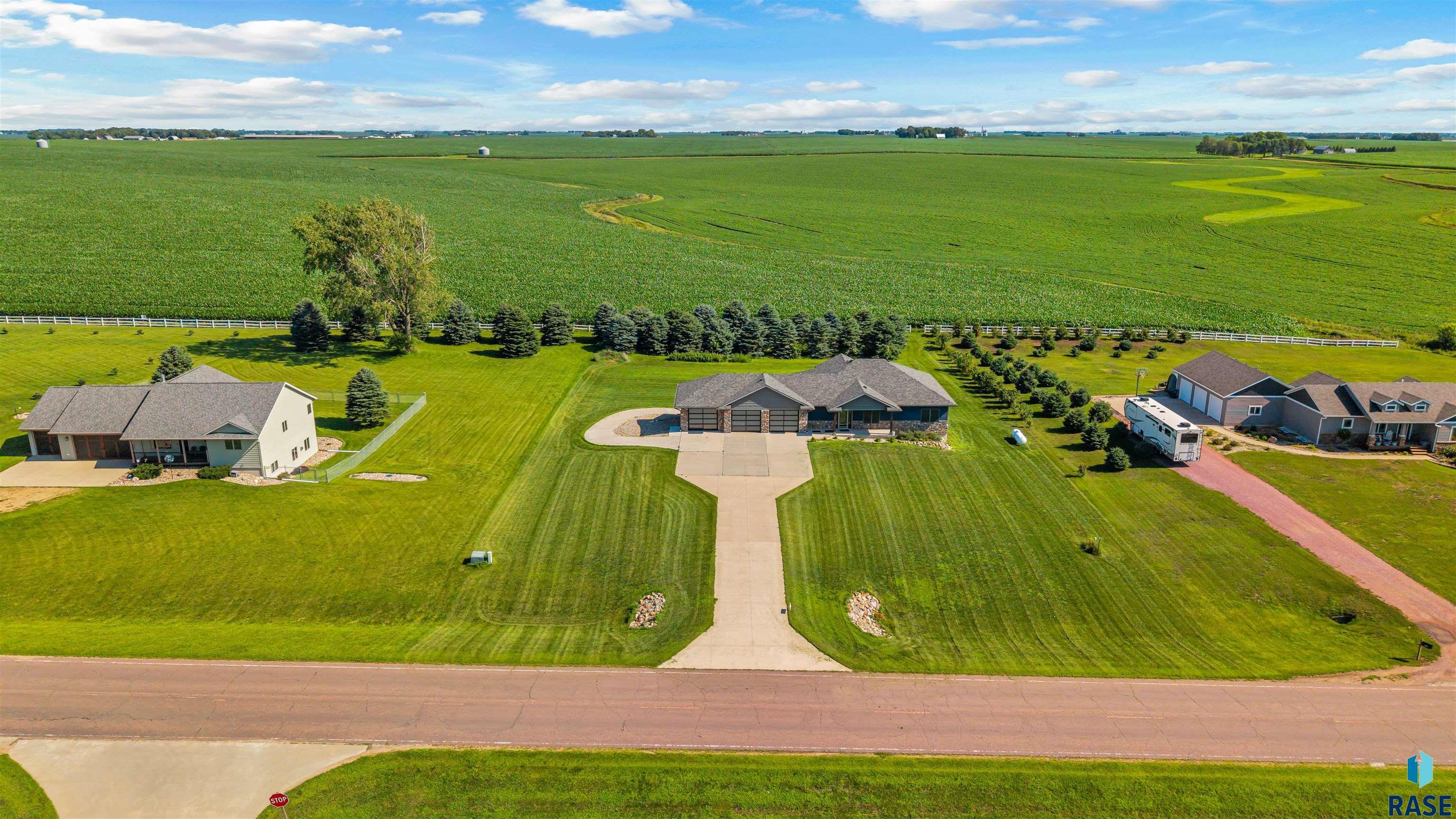 Property Photo: 1862 135th St IA 51241