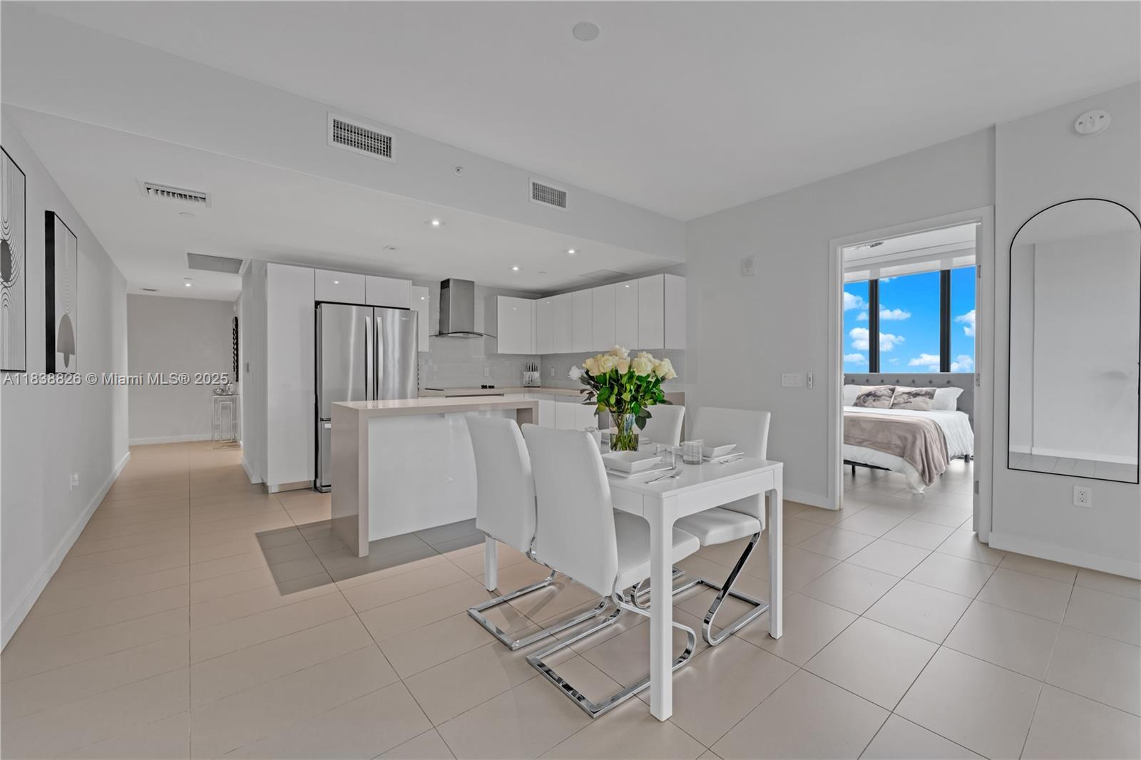 Property Photo: 1600 NE 1st Ave 2916 FL 33132