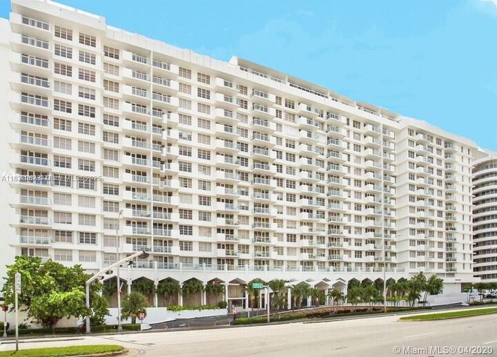 Property Photo: 5601 Collins Ave 720 FL 33140